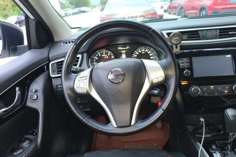 Used Nissan Qashqai 2017 2.0L CVT Smart Enjoyment Version China V Standard Steering Wheel