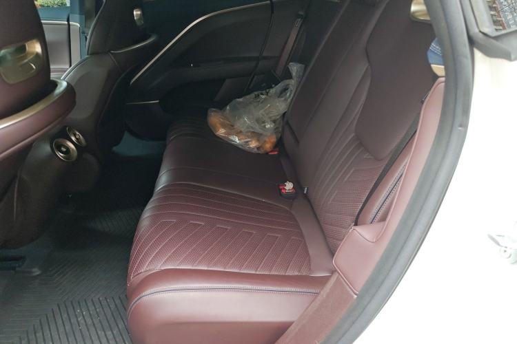 Used Avatr 11 2022 Long-Range Dual-Motor Luxury Edition 5 Seats
