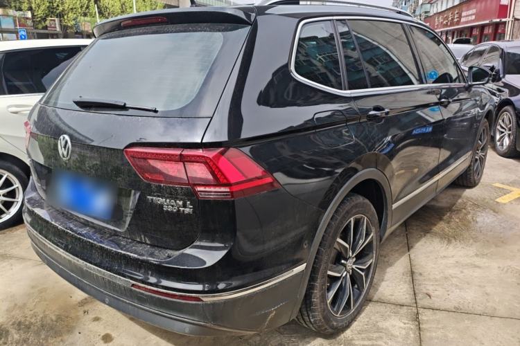 Used Volkswagen Tiguan L 2017 330TSI Automatic Two-Wheel Drive Flagship Edition Rear Right 45 Deg