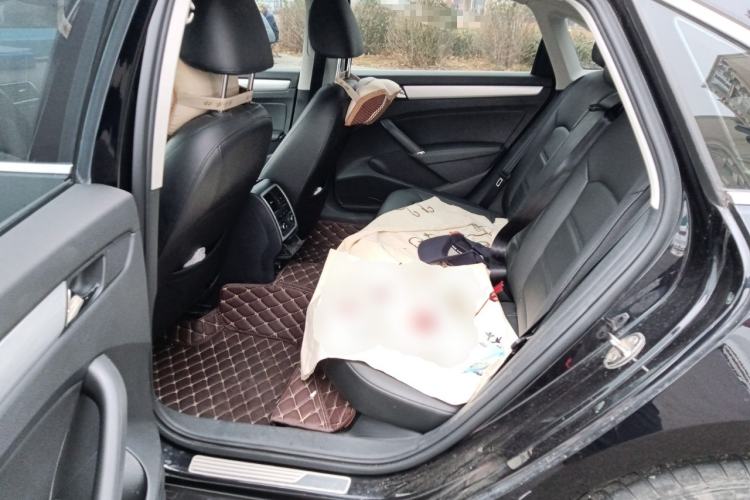 Used Volkswagen Passat 2015 1.8TSI DSG Prestige Edition Left Rear Seat