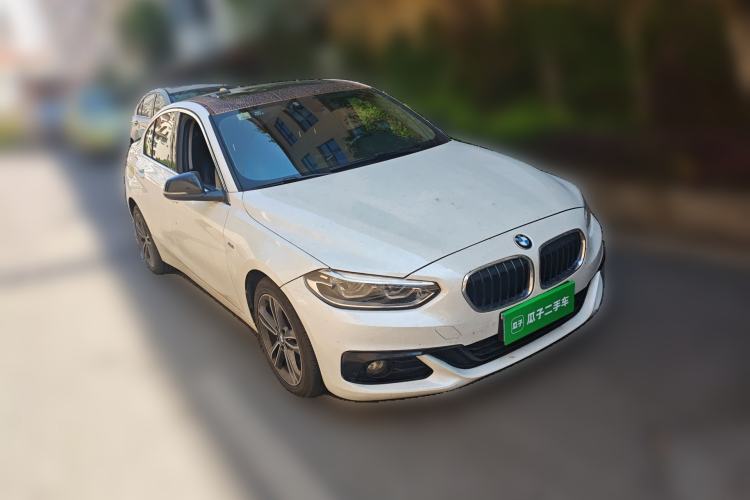 Used BMW 1 Series 2017 118i Sport Edition Front Right 45 Deg