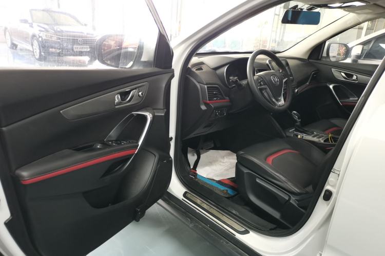 Used CHANGAN CS55 2018 1.5T Automatic Colorful Edition China V Standard