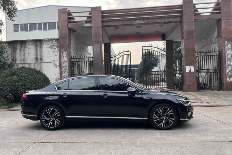 Used Volkswagen Magotan 2020 330TSI DSG Luxury Edition
