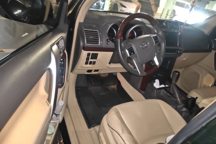 Used Toyota Prado 2016 3.5L Automatic TX-L
