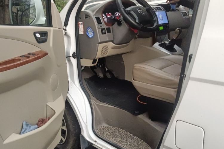 Used Foton Scenic G5 2020 2.0L Gasoline Commercial Version 9-Seater Multi-Purpose Passenger Vehicle 1TZS
