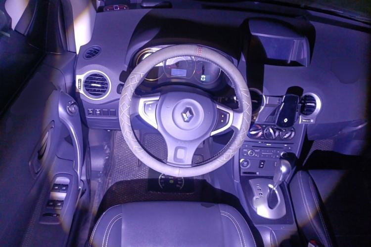 Used Renault Koleos 2014 Revised Version 2.0L Two-Wheel Drive Standard Edition