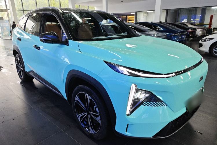 Used Geely Galaxy L7 2024 1.5T 115 km MAX Dragon Edition Front Right 45 Deg