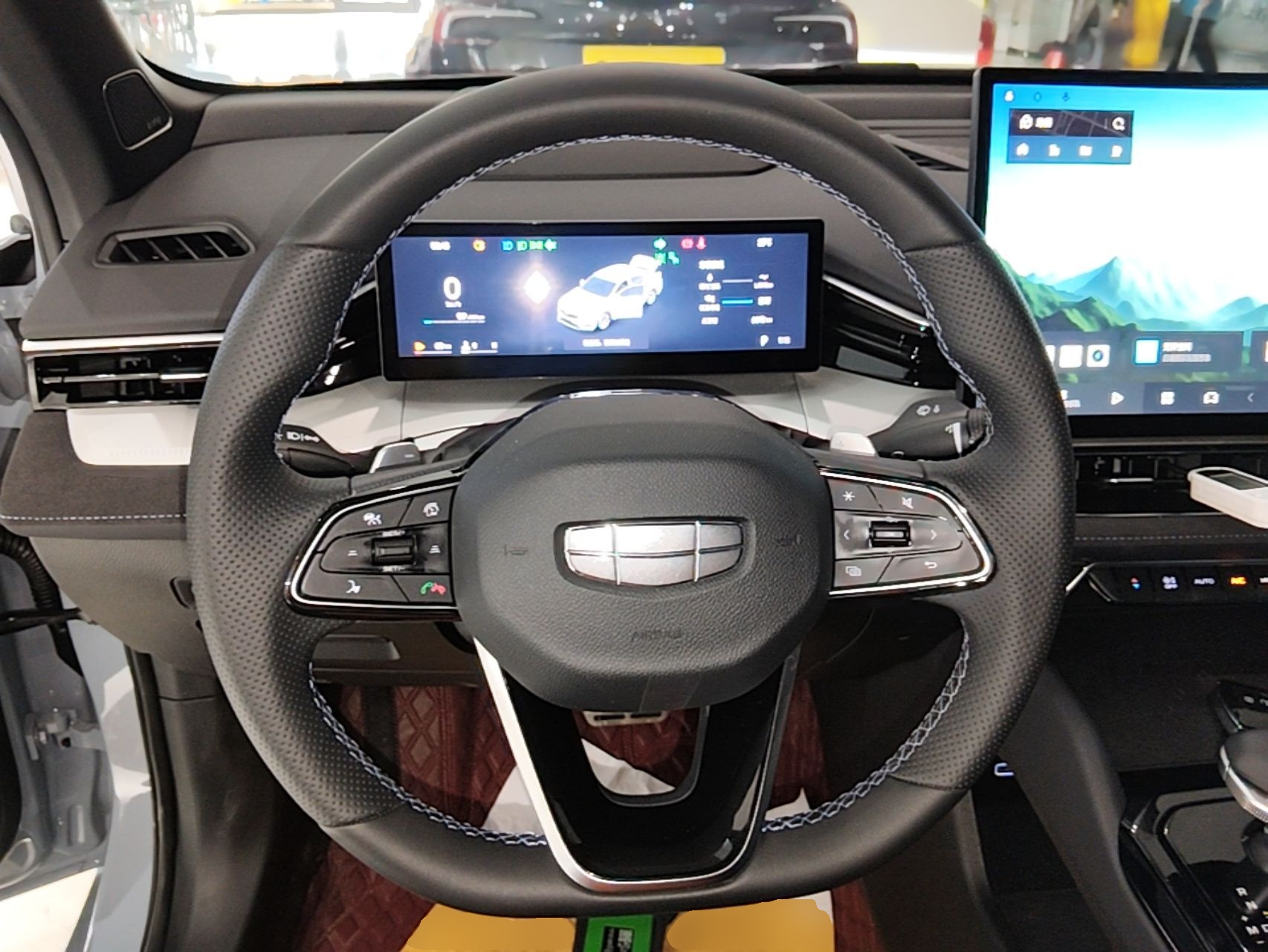 Geely Auto Preface 2025 Dongfang Yao 2.0TD Moonlight Edition — снимка 13