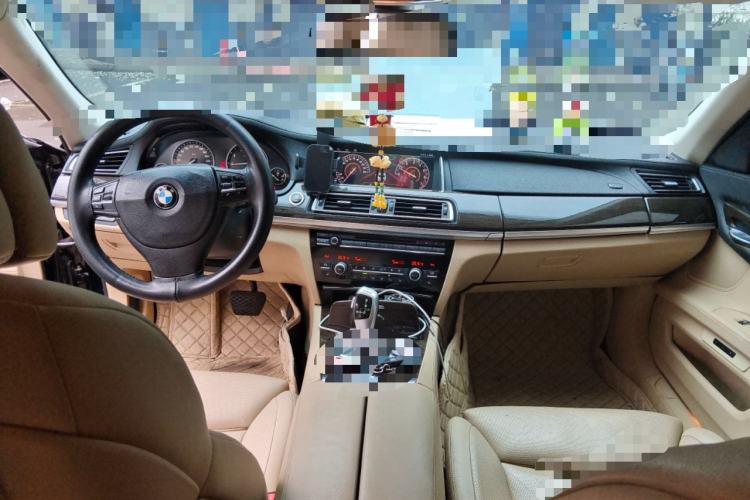 Used BMW 7 Series 2009 740Li Leading Model
