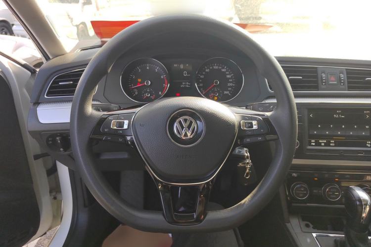 Used Volkswagen Lamando 2018 230TSI DSG Fashion Edition Steering Wheel