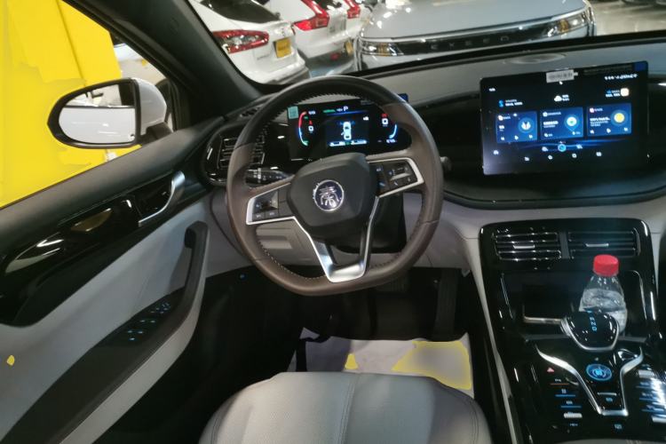 Used BYD Qin PLUS 2024 HONOR Edition DM-i 55KM Leading Model
