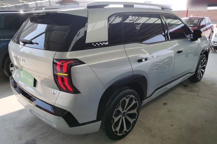 Used AION V 2024 Aion Tyrannosaurus 650 LiDAR Edition Rear Right 45 Deg