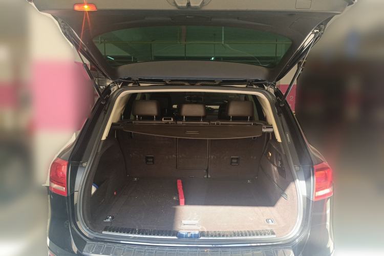 Used Volkswagen Touareg 2013 3.0 TSI X 10th Anniversary Limited Edition Trunk