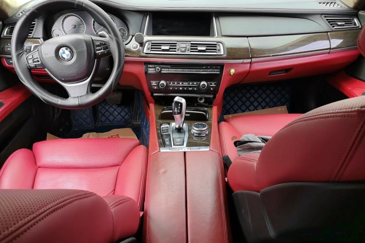 Used BMW 7 Series 2011 730Li Elegant Model Center Console