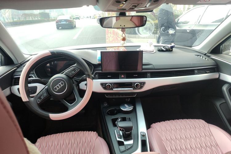 Used Audi A4L 2020 40 TFSI Luxury Dynamic Model
