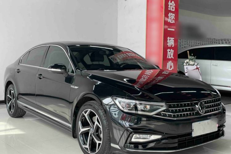 Used Volkswagen Magotan 2023 2 Million Units Commemorative Edition 330TSI DSG Luxury Version Exterior 1