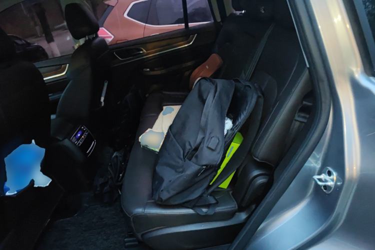 Used Roewe RX8 2018 30T Smart Connectivity Four-Wheel Drive Flagship Edition