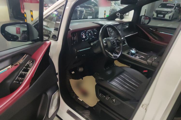 Used GAC Trumpchi M8 2023 Zongshi Series Dual-Motor Supreme Edition Driver Seat