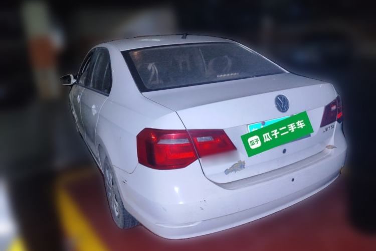 Used Volkswagen Jetta 2013 1.6L Manual Fashion Edition
