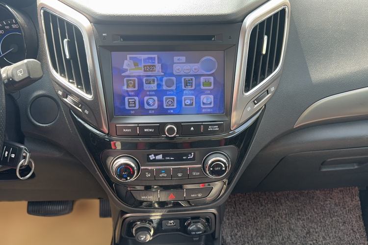 Used CHANGAN CS15 2017 1.5L Automatic Luxury Model with Sunroof
