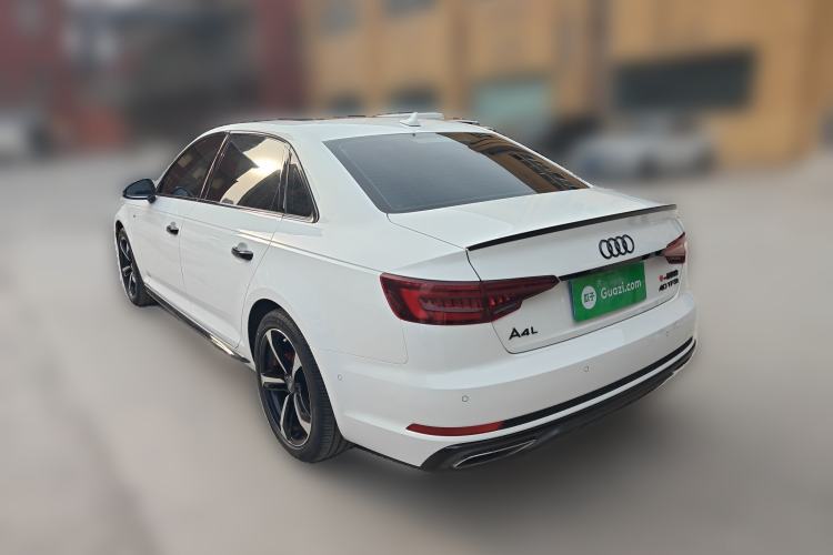 Used Audi A4L 2019 40 TFSI Fashion Edition China VI Emission Standard