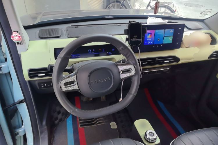 Used Geely Galaxy Panda 2024 Panda Mini 200km Endurance Bear
