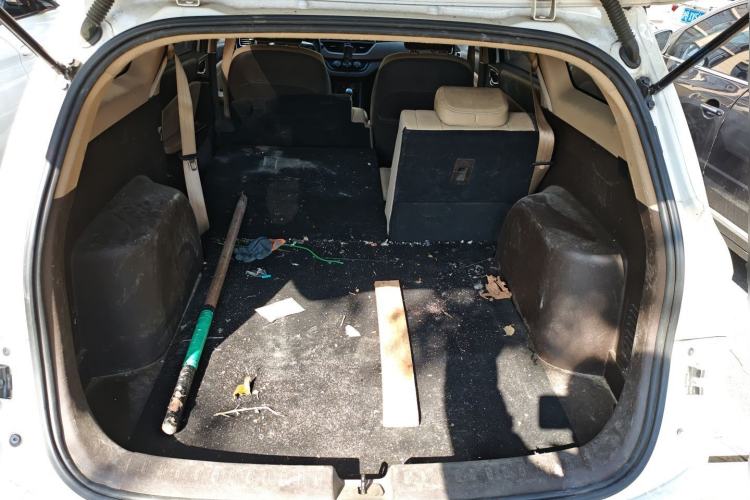 Used Baojun 310W 2017 1.5L Manual Fashion Model China V