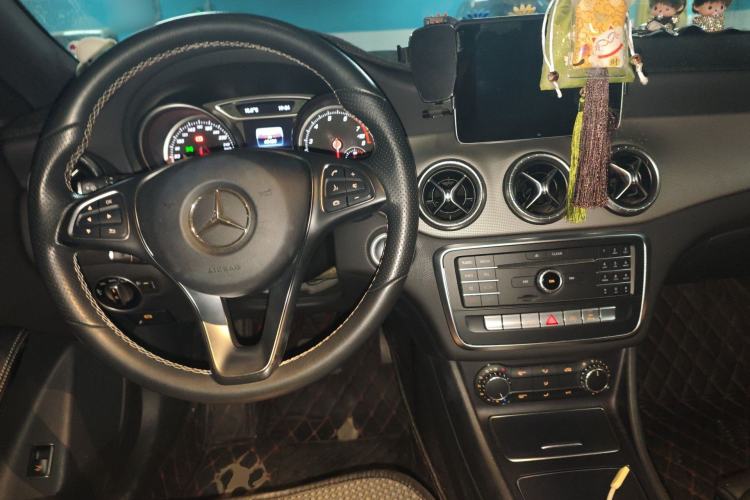 Used Mercedes-Benz CLA 2017 CLA 200 Sport Edition Center Console