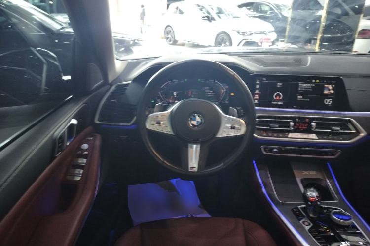 Used BMW X5 2022 Restyled xDrive 30Li Luxury Version M Sport Package