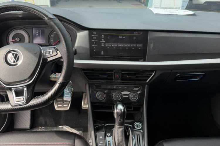 Used Volkswagen Lavida 2022 1.5L Automatic Fashion Edition Interior 1