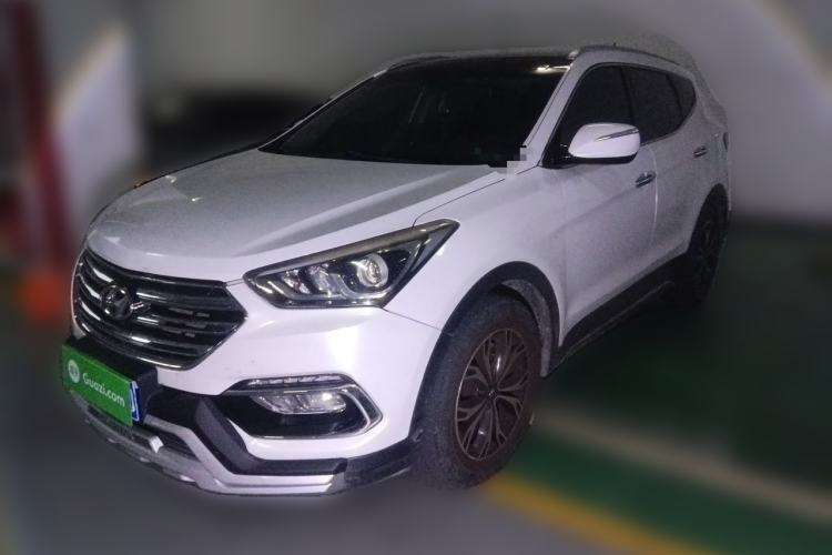 Used Hyundai Santa Fe 2017 2.4L Automatic Two-Wheel Drive Smart Version 5 Seats Guazi used car, China used car export, Used car for sale, Used  cars, Cheapest cars for sale