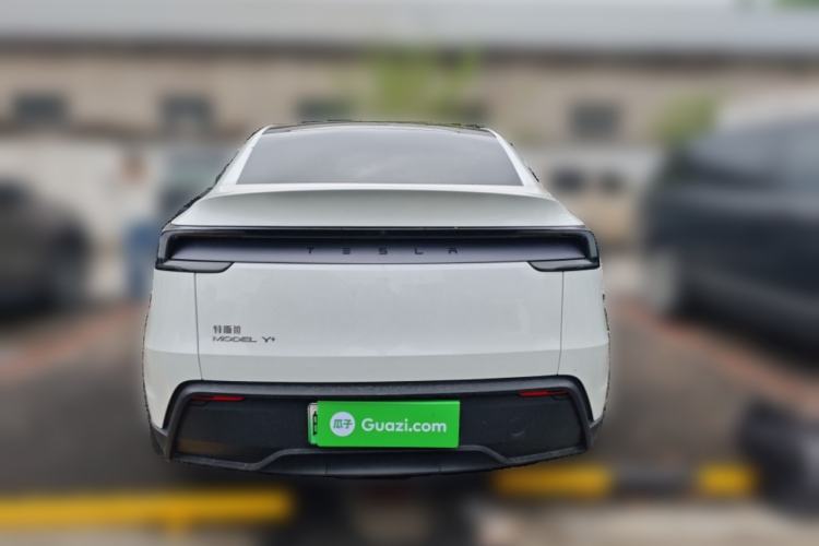 Used Tesla Model Y 2025 Long-Range All-Wheel-Drive Version Rear