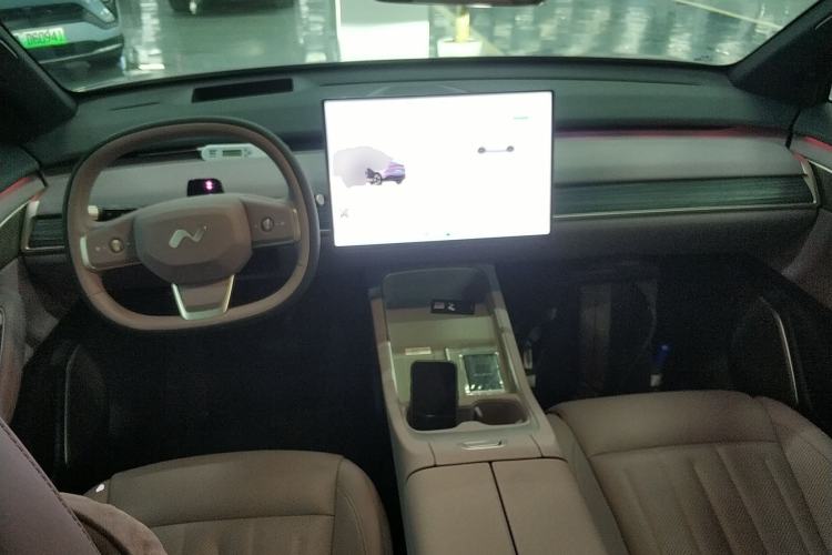 Used ONVO L60 2024 60 kWh Rear-Drive Version
