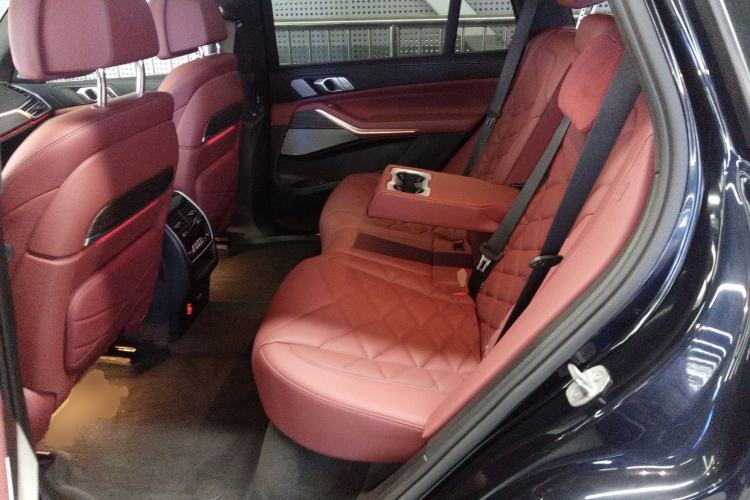 Used BMW X5 2022 Restyled xDrive 40Li Luxury Edition M Sport Package
