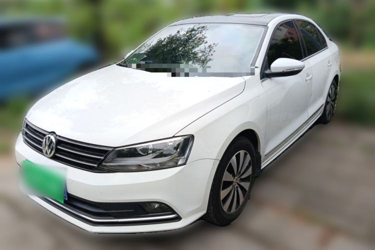 Used Volkswagen Sagitar 2017 230TSI Automatic Comfort Version