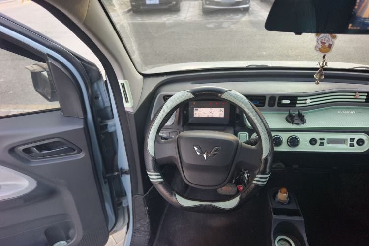 Used Wuling Hongguang MINIEV 2021 Macaron Fashion Model Lithium Iron Phosphate