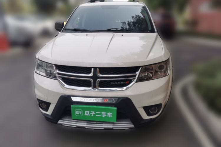 Used Dodge Journey 2013 2.4L Two-Wheel Drive Luxury Version
