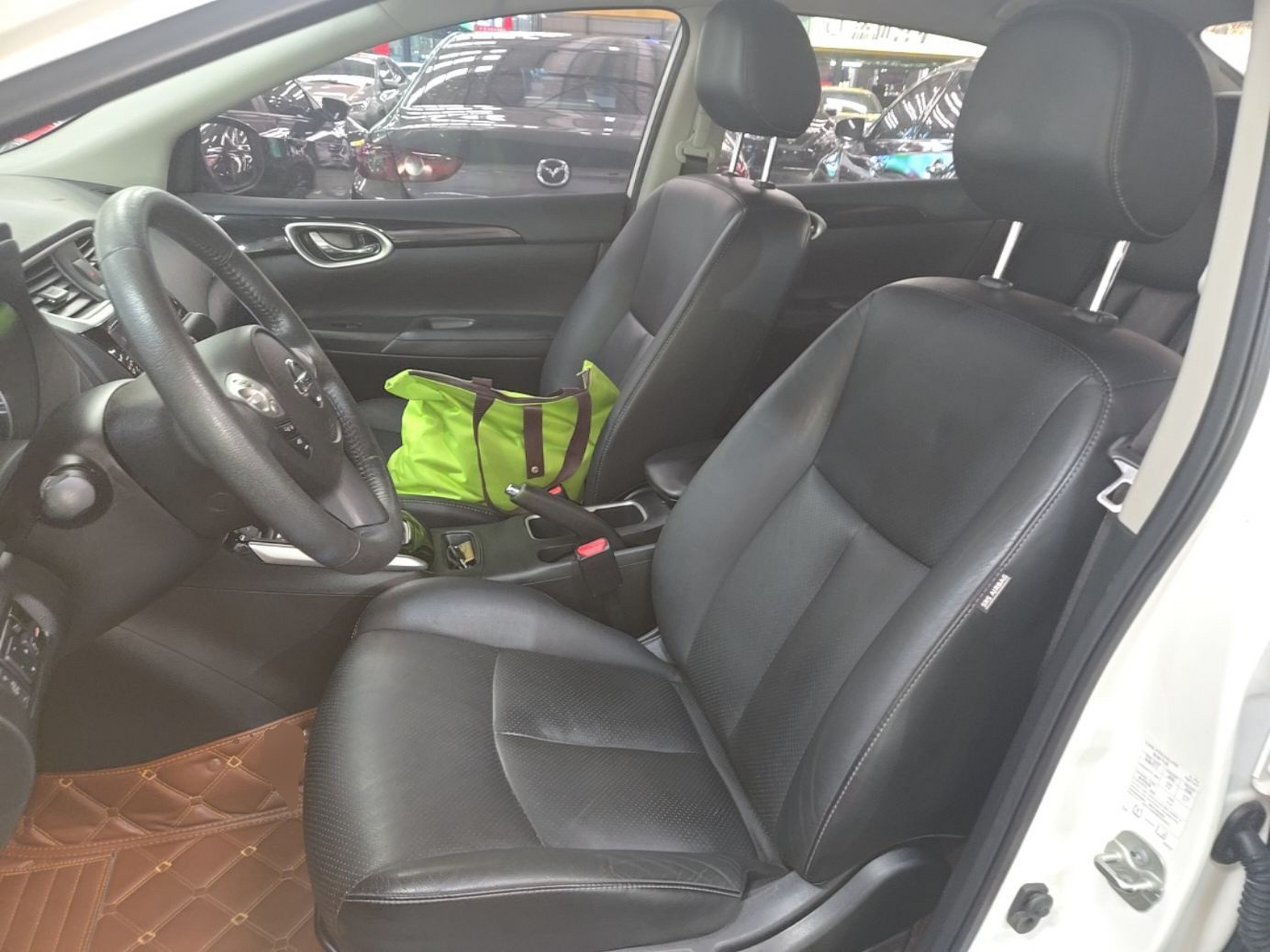 Avant de la voiture