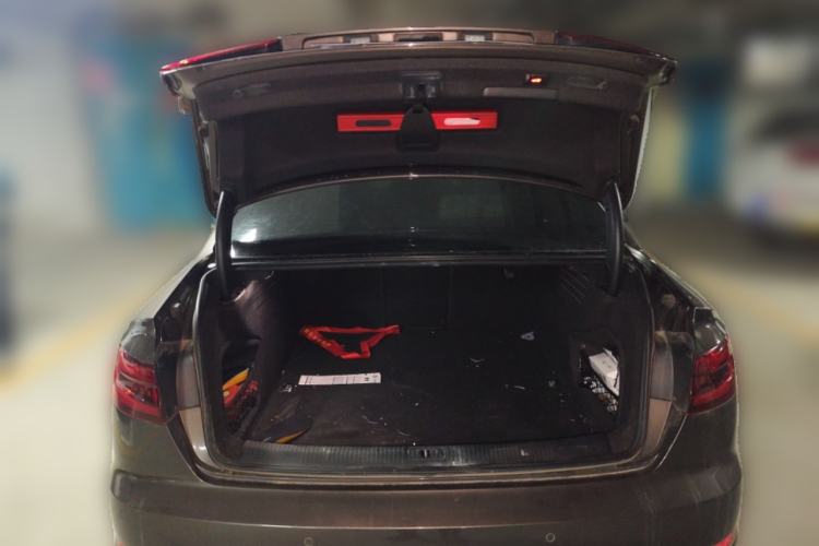 Used Audi A4L 2018 30th Anniversary Edition 40 TFSI Fashion Model