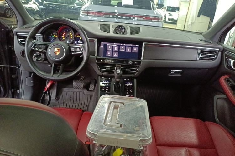 Used Porsche Macan 2023 Macan 2.0T
