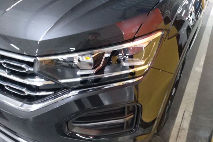 Used Volkswagen Tayron 2020 330TSI Two-Wheel Drive Luxury Smart Connectivity Version
