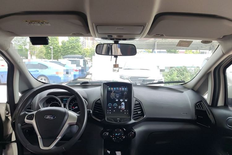 Used Ford EcoSport 2013 1.0L GTDi Manual Luxury Model Center Console