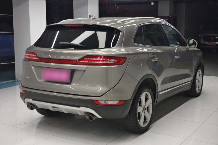 Used Lincoln MKC 2017 2.0T Two-Wheel Drive Deluxe Edition