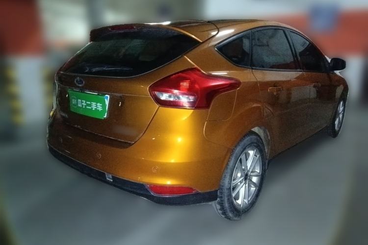 Used Ford Focus 2015 Hatchback 1.6L Automatic Fashion Edition
