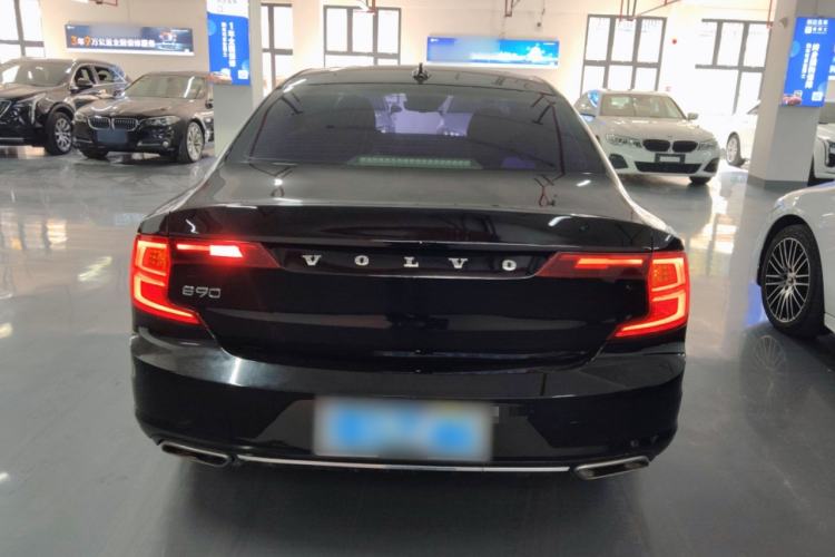 Used Volvo S90 2019 T4 Zhiyi Edition
