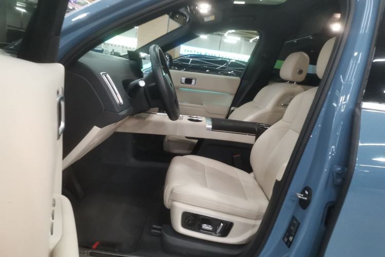 Used Li Auto L9 2022 Max model