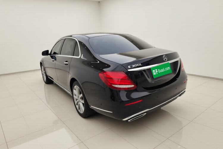 Used Mercedes-Benz E-Class 2018 Facelift E 300 L Luxury Edition Exterior 2