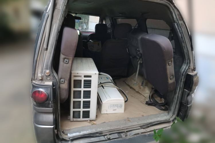 Used FORTHING Lingzhi 2013 M3 1.6L 7-seat Standard Model
