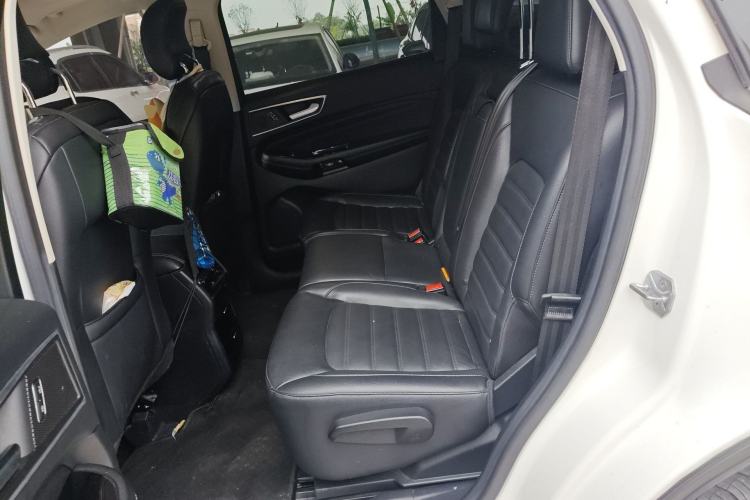 Used Ford Edge 2018 EcoBoost 245 Two-Wheel-Drive Titanium 7-Seater China V Standard Left Rear Seat