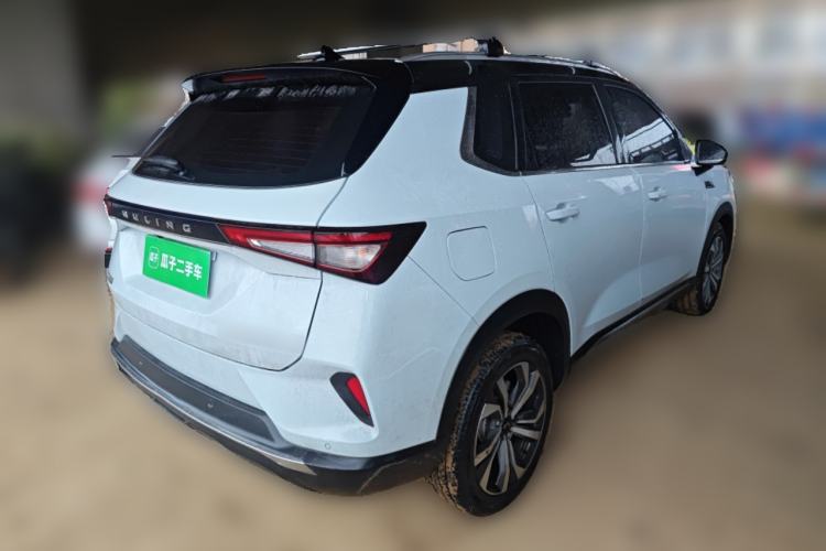 Used Wuling Asta 2022 2.0L DHT Electric-Speed Version Rear Right 45 Deg